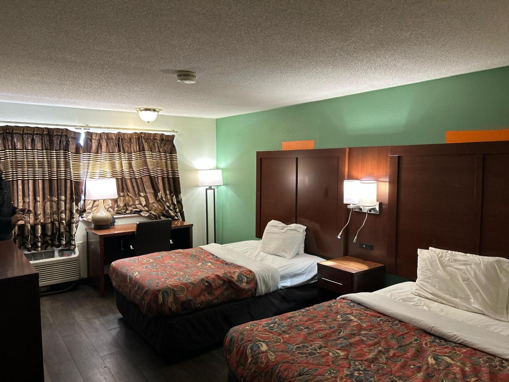 Hillcrest Motel By Oyo Aurora Near Lawrenceburg Zewnętrze zdjęcie