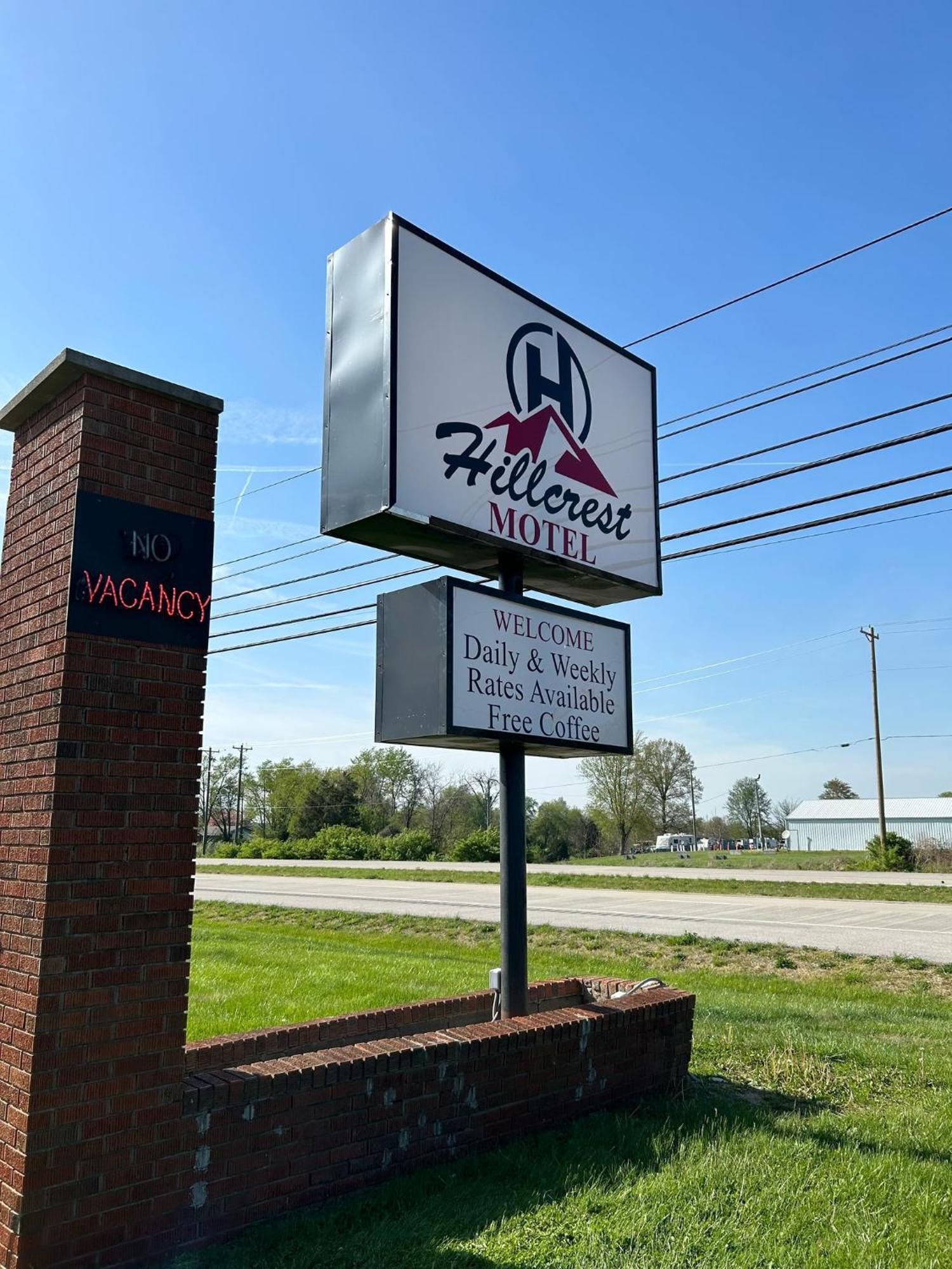 Hillcrest Motel By Oyo Aurora Near Lawrenceburg Zewnętrze zdjęcie